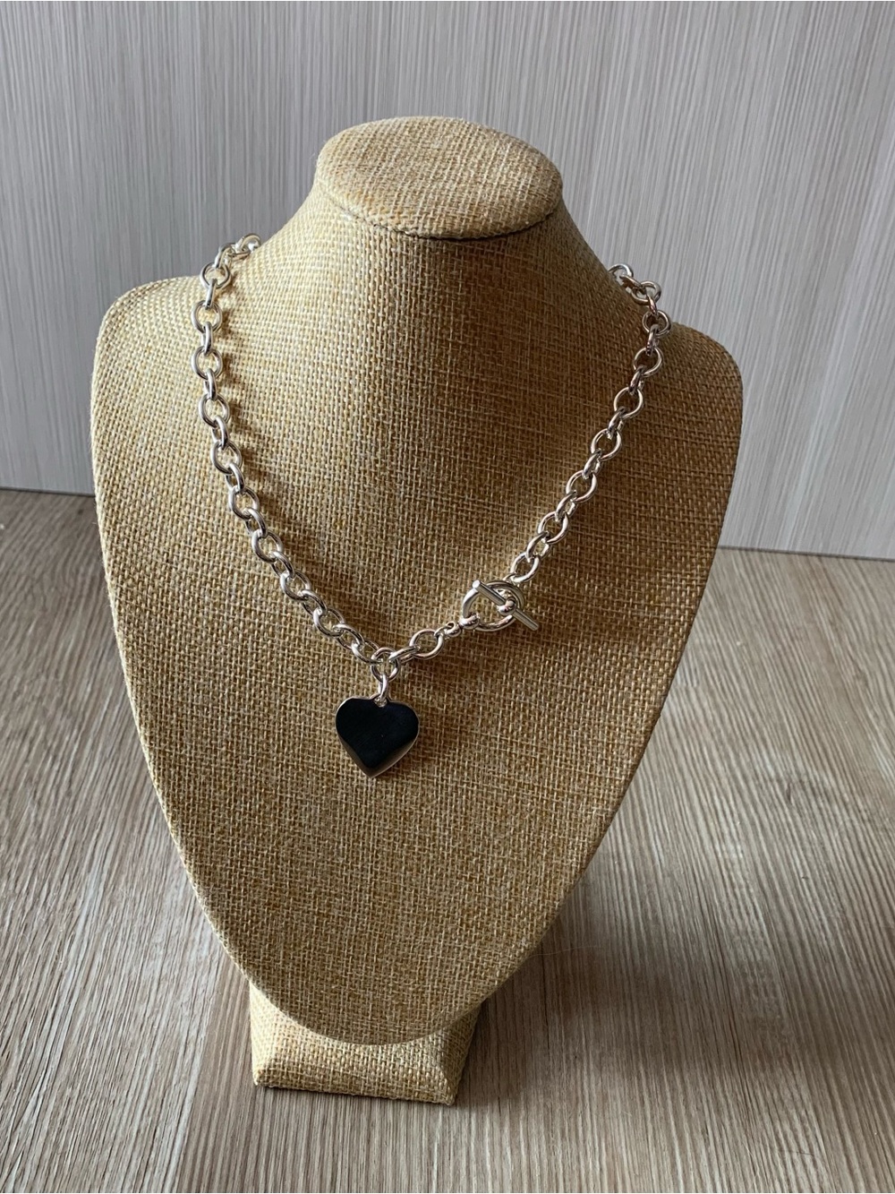 Unbranded SS Chunky Chain Necklace Featuring T-bar Toggle And Heart Tag Pendant